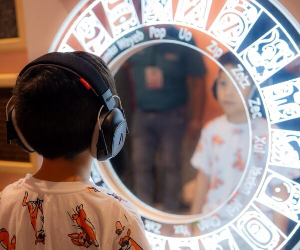 QUEREMOS QUE CADA PERSONA  AUTISTA ENCUENTRE COMPRENSIÓN: JDM