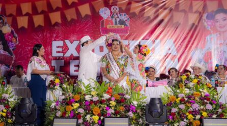 GOBERNADOR CORONA A EMBAJADORA DE TEMOZÓN