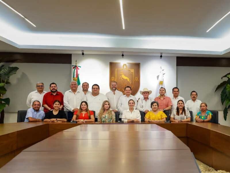 LOS ASUNTOS GRANDES DE YUCATÁN DEBEN CONVERSARSE ENTRE TODOS: JDM