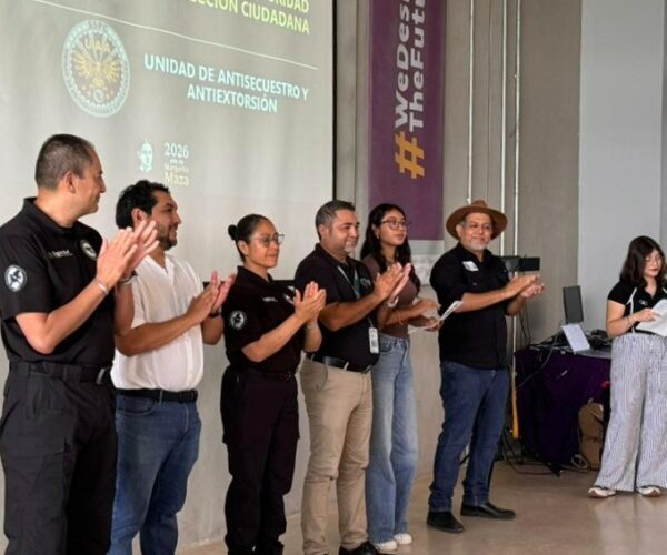 CAPACITACIÓN EN CIBERDELITOS EN LA UPY