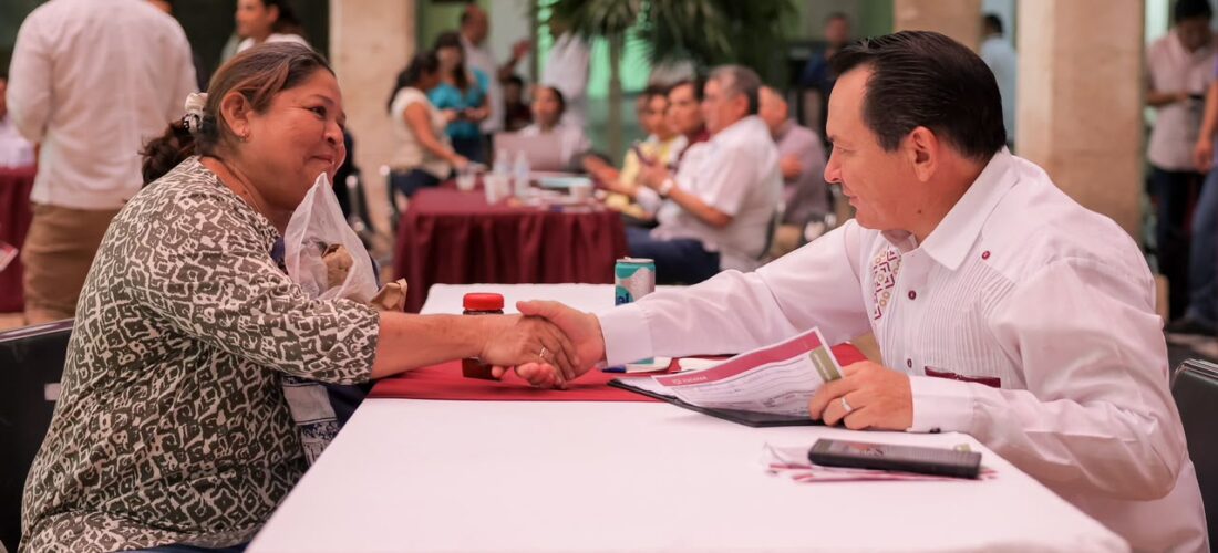LAS PUERTAS DEL PALACIO DE GOBIERNO ESTÁN ABIERTAS PARA TODAS Y TODOS: JDM