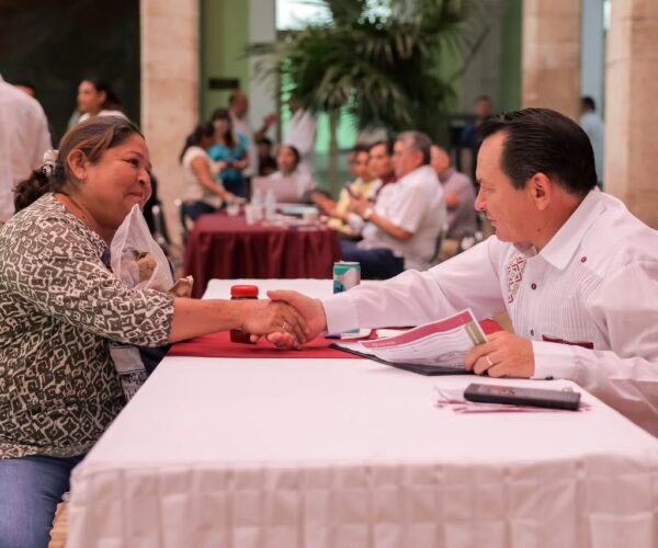 LAS PUERTAS DEL PALACIO DE GOBIERNO ESTÁN ABIERTAS PARA TODAS Y TODOS: JDM