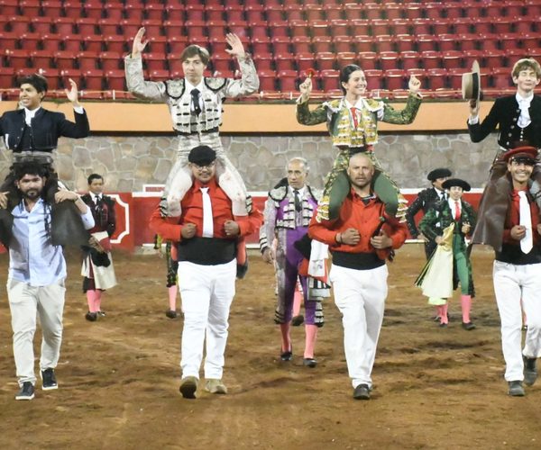 GRAN TRIUNFO EN LA MONUMENTAL ZACATECAS