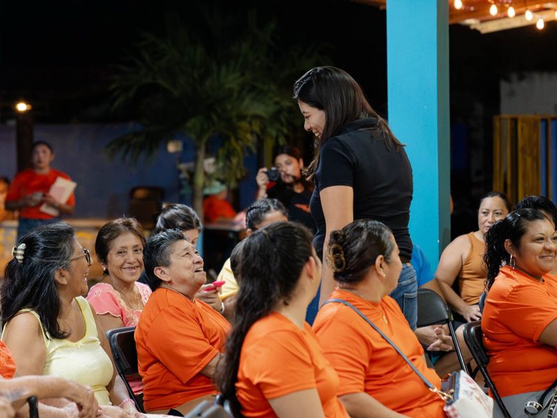 MC ESCUCHA A CIUDADANOS DE IXIL