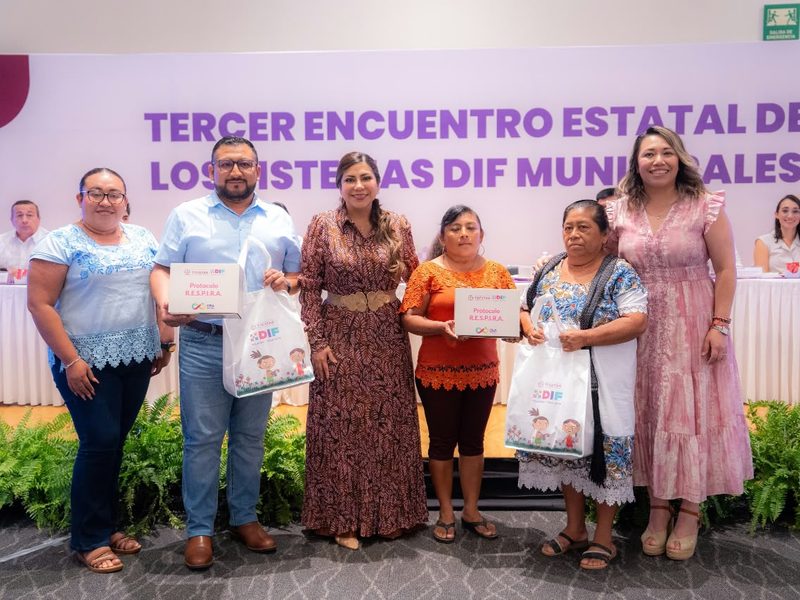 DIF PRESENTA LA AGENDA ROSA