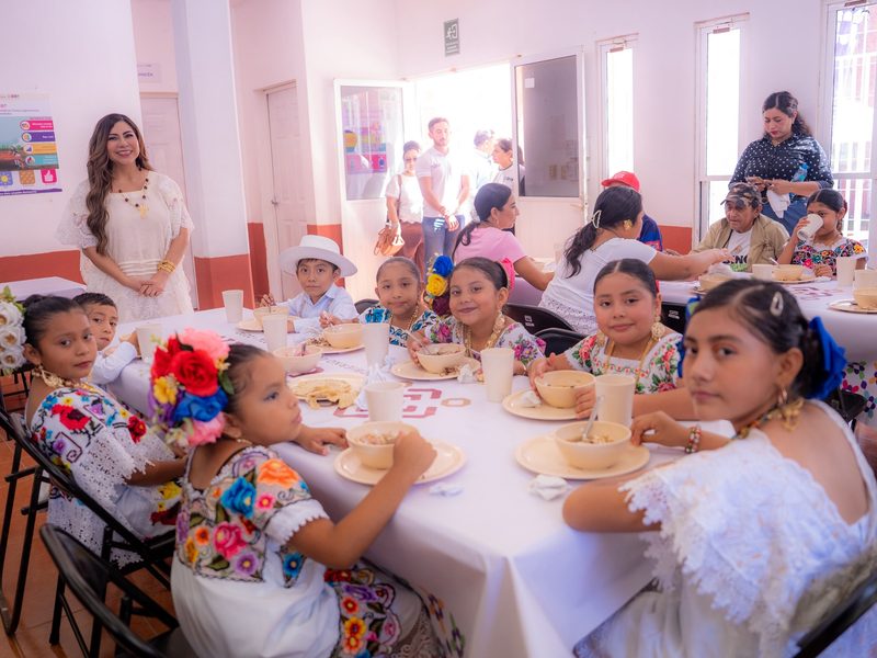 UAYMA CUENTA CON NUEVO COMEDOR