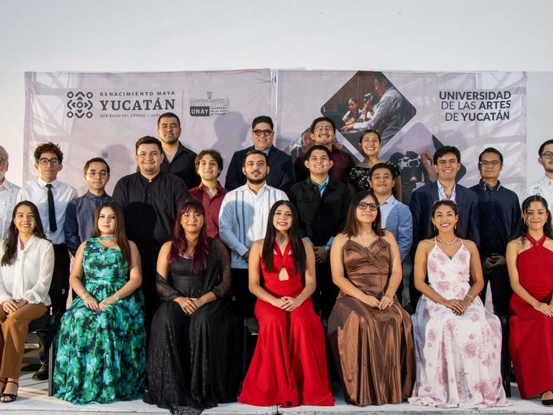 EGRESAN PROFESIONALES DEL UNAY