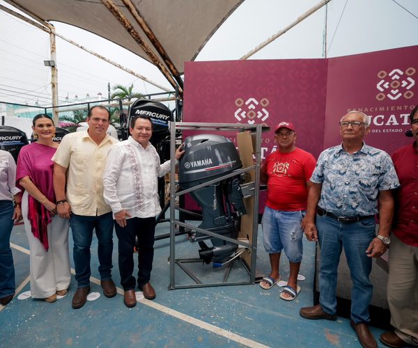 MOTORES FUERA DE BORDA PARA EL SECTOR PESQUERO