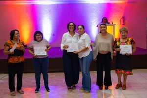 MC IMPULSA EL LIDERAZGO DE LAS MUJERES