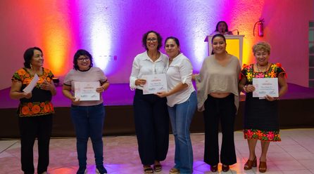 MC IMPULSA EL LIDERAZGO DE LAS MUJERES