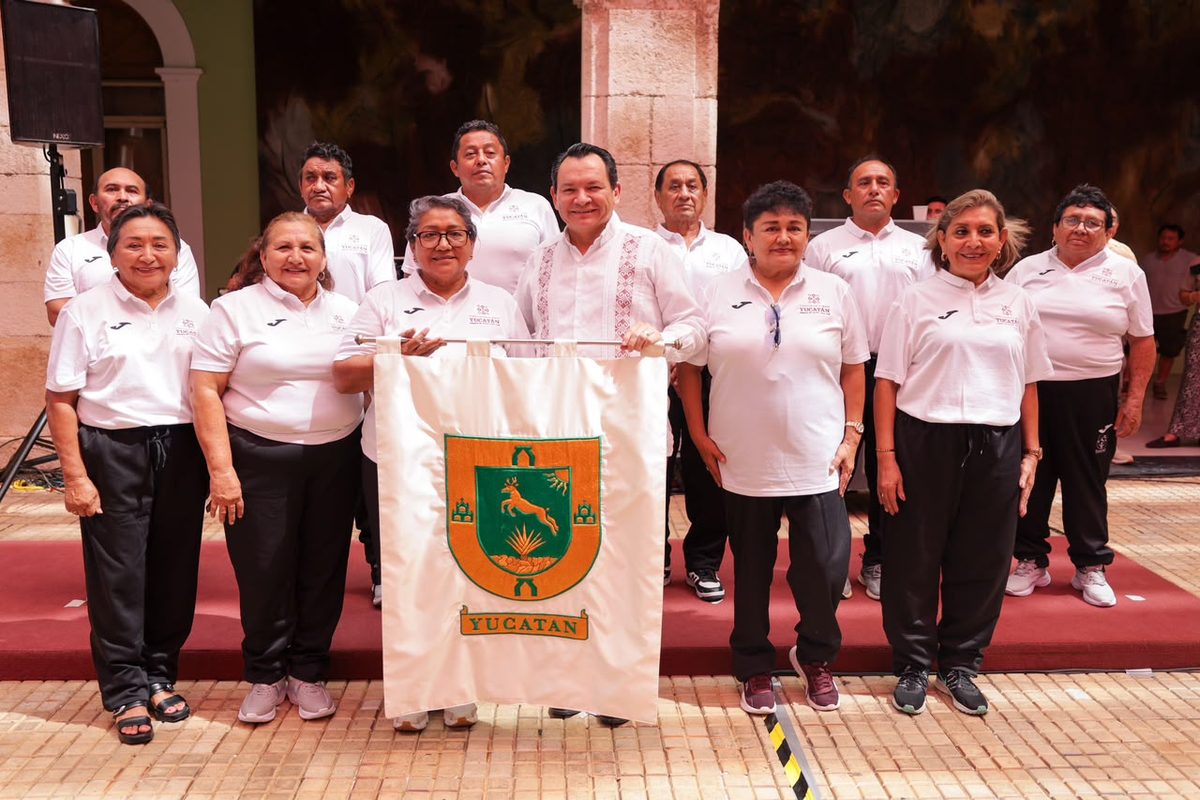 ABANDERAMIENTO A DEPORTISTAS MAYORES
