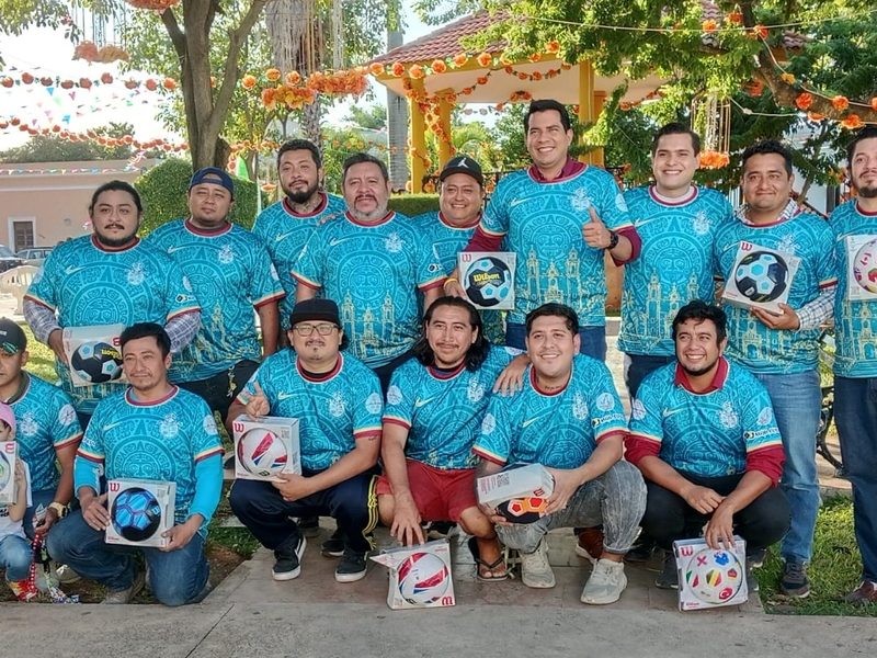 ENTREGAN INSUMOS DEPORTIVOS